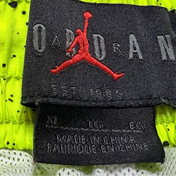 Nike Air Jordan Jumpman Cement Poolside Shorts Men’s Volt/Black - XL - Picture 8 of 11